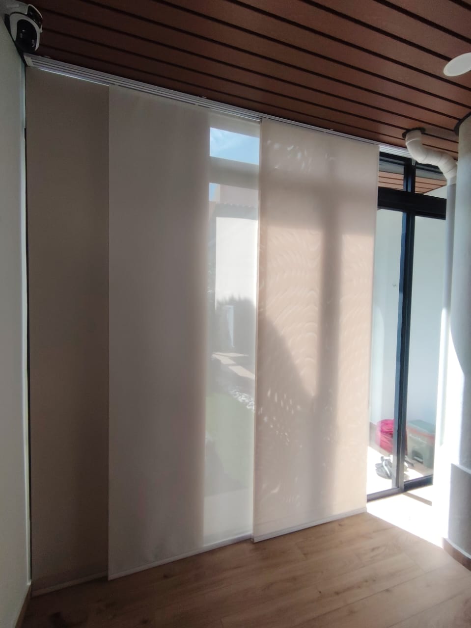 SLIDING PANEL BLIND